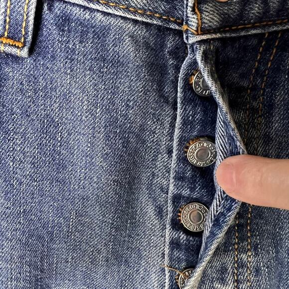 Levis Jeans Mens Size 32 X 30 Blue 501 Button Fly Medium Wash 100% Cotton - Picture 9 of 16
